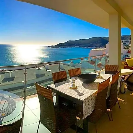 Cali Deluxe Holidays, Bed & Breakfast Sesimbra