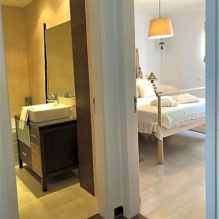 Cali Deluxe Holidays, 4*