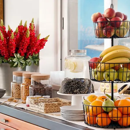 Alojamento de Acomodação e Pequeno-almoço Cali Deluxe Holidays, Sesimbra