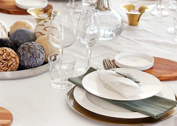 Cali Deluxe Holidays,